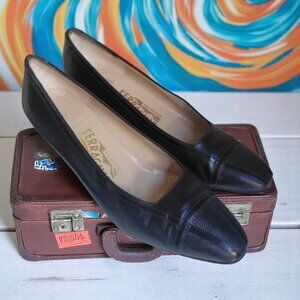 Salvatore Ferragamo Black Leather Low Heel Square Toe Pumps Womens - 8 B7